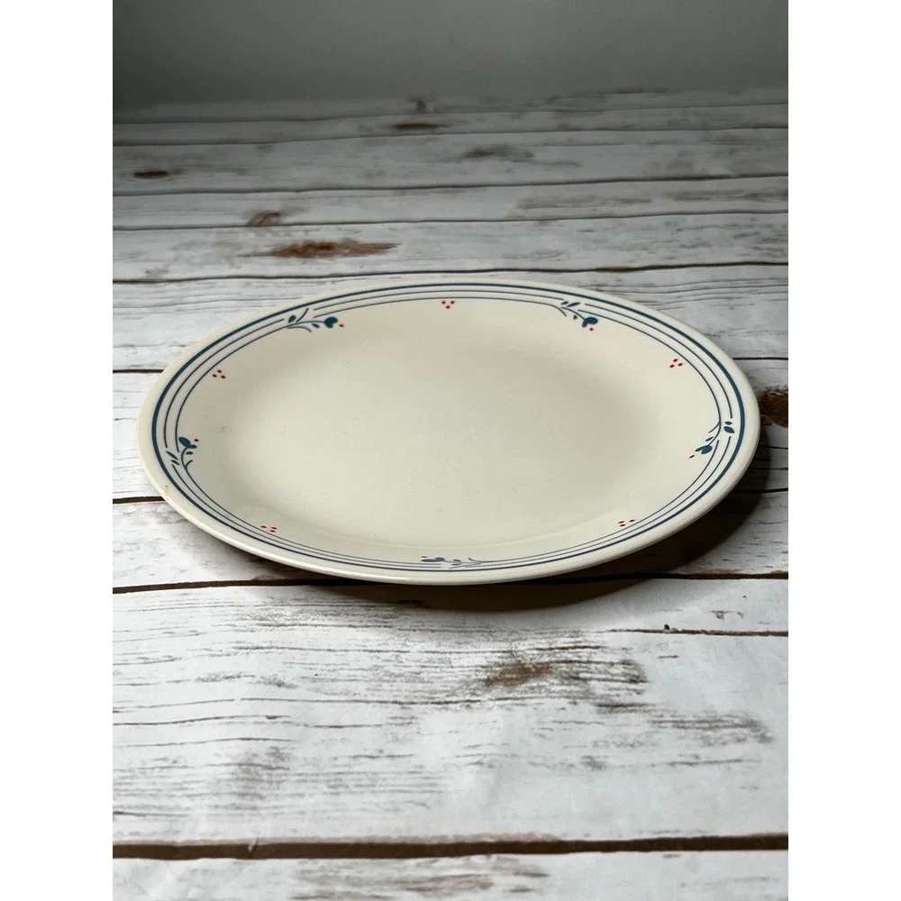 Corelle Preowned Dinner Plate Cream Heritage Blue Floral Vine 10.25 Inch‎